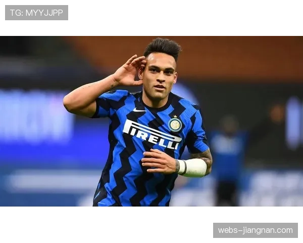 恰尔汉奥卢决赛状态低迷 国际米兰中场失控导致战术被动